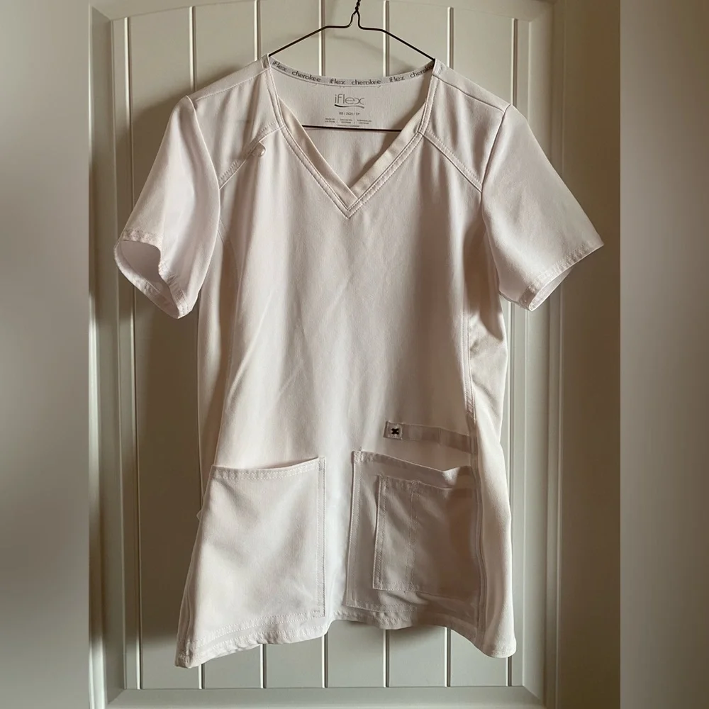 Cherokee Iflex - V-Neck Knit Panel Top - Picture 2 of 3